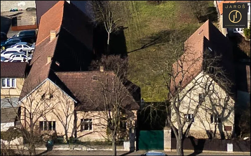 Prodej rodinného domu 305 m², pozemek 5073 m²